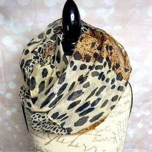 INFINITY Scarf With Mixed Animal Prints